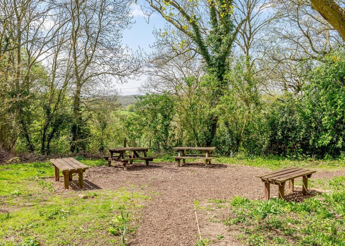 Canterbury Reach Lodge Retreat Petham Экстерьер фото