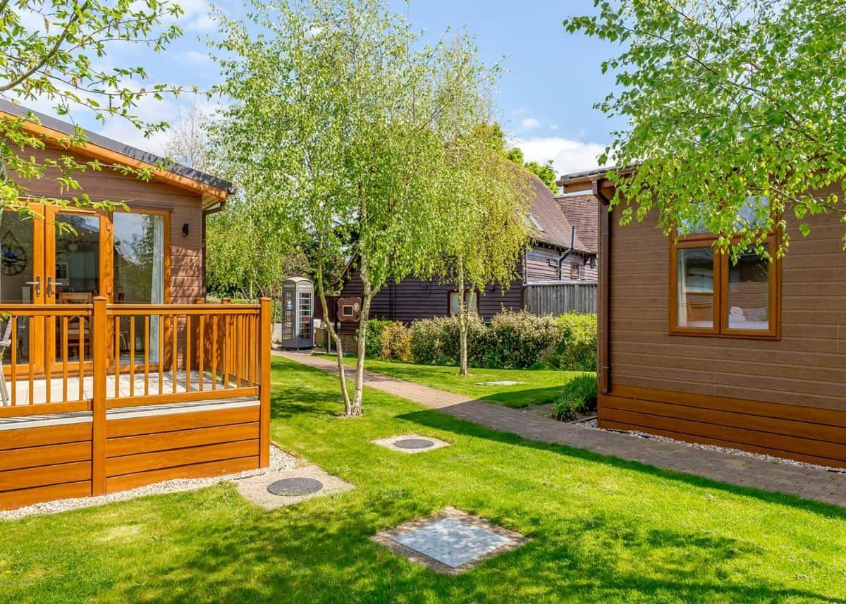 Canterbury Reach Lodge Retreat Petham Экстерьер фото